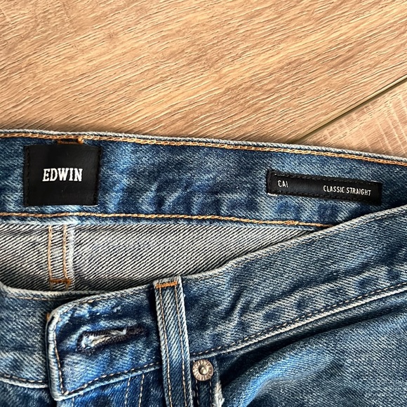 Edwin Straight Cai Jeans in Lumineer - Picture 4 of 7
